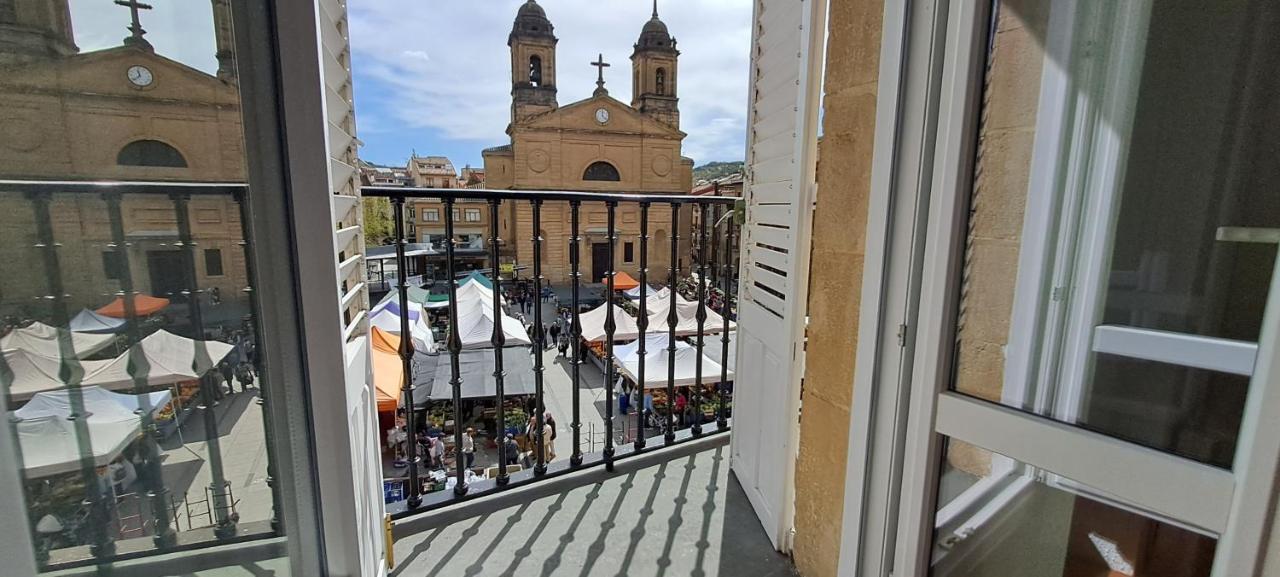 Erdizka, Centrico Apartamento Turistico Con La Mejor Vista Plaza De Los Fueros エステーリャ エクステリア 写真